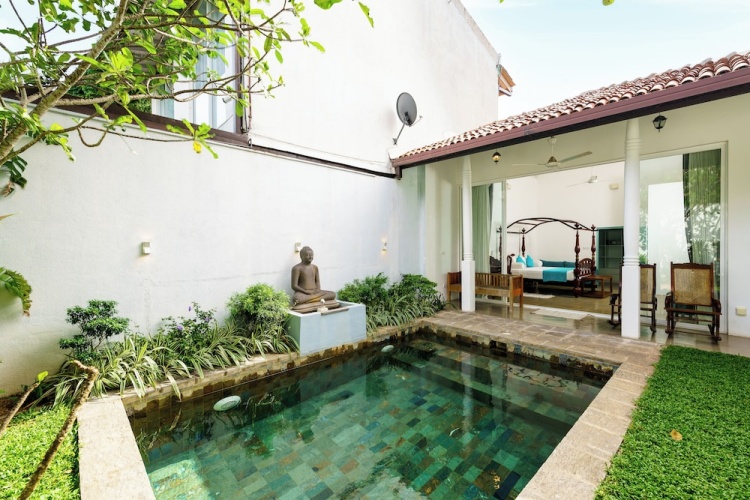 2 Bedrooms Premium Villa