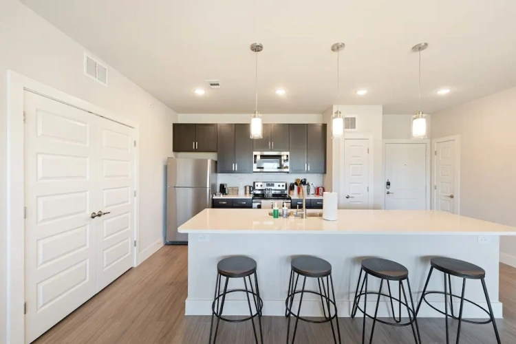 2 Bedrooms Comfort Quadruple Apartment with balcony
