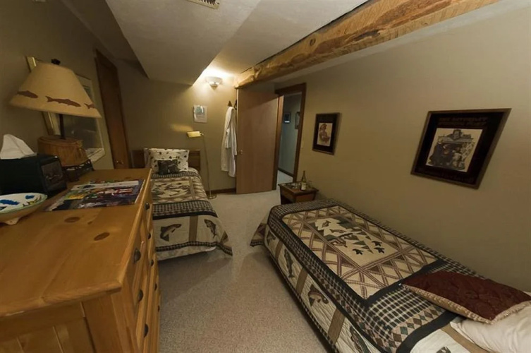 Silver Forest Inn