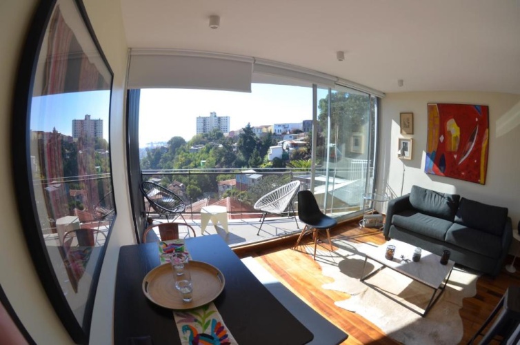 Apartment with sea view