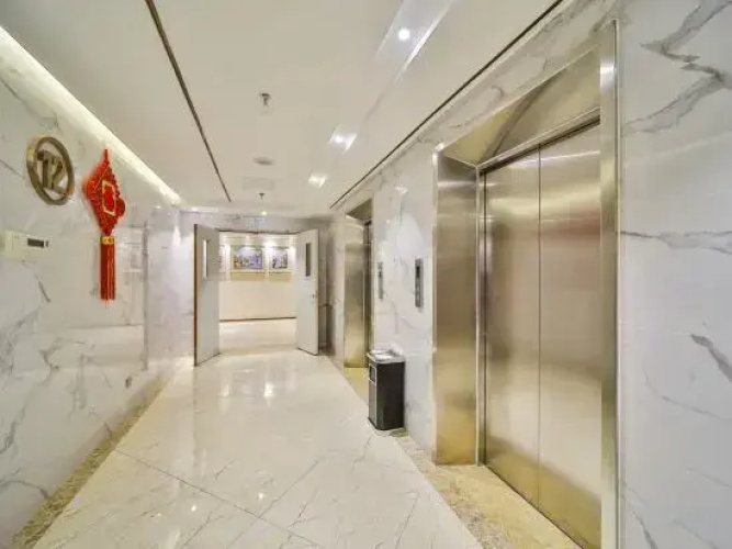 Jianguo Hotel