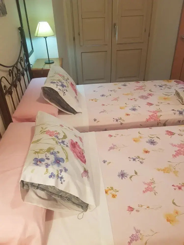 Stylish And Spacious 1 Bedroom Flat In Trendy Area