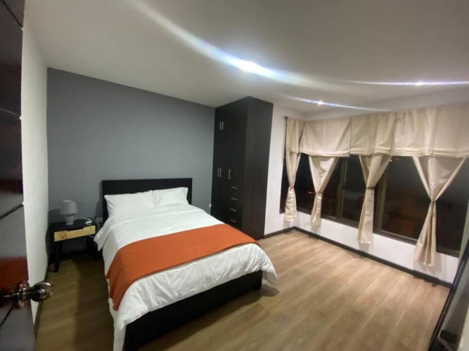 2 Bedrooms Apartment