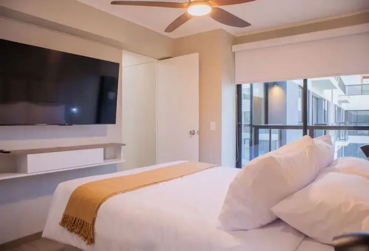 Arandanos by Wynwood House