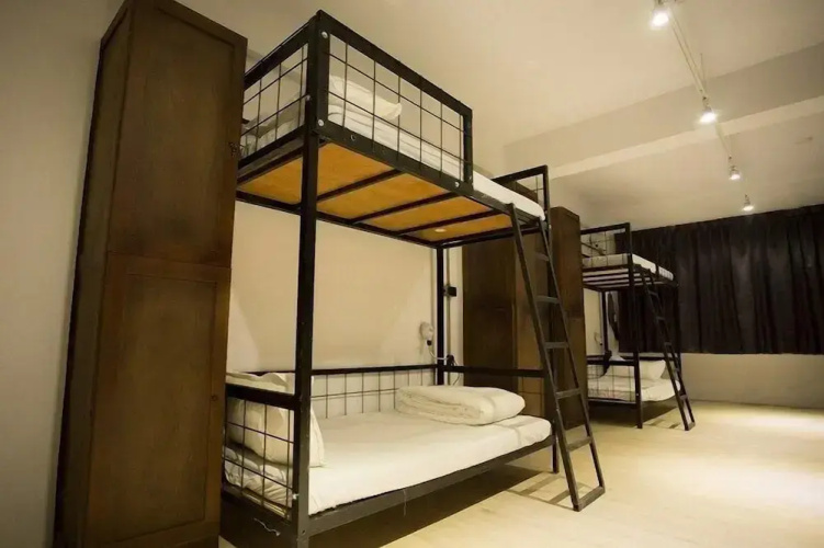 176 Together Hostel