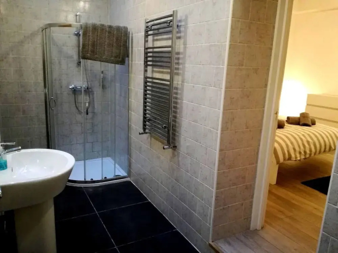 Charming Euston Apartments