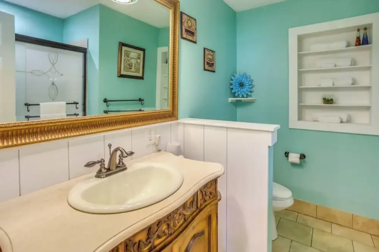4 Bedrooms Cottage