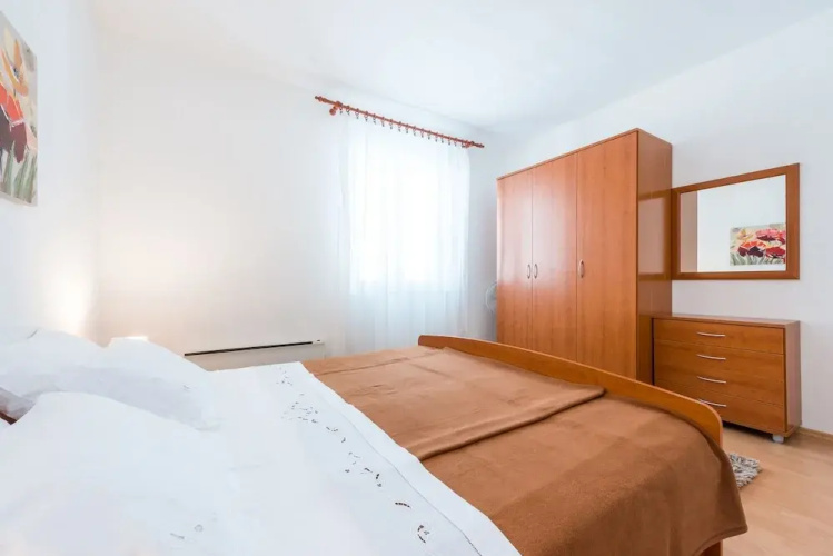 Apartment Lena