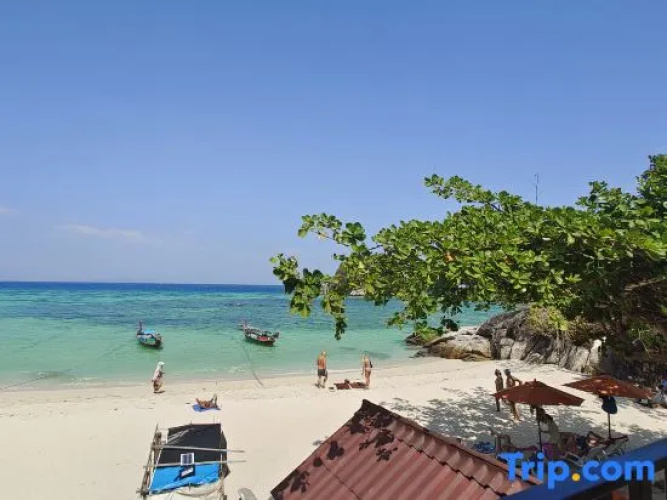 Lipe Sunrise Beach House