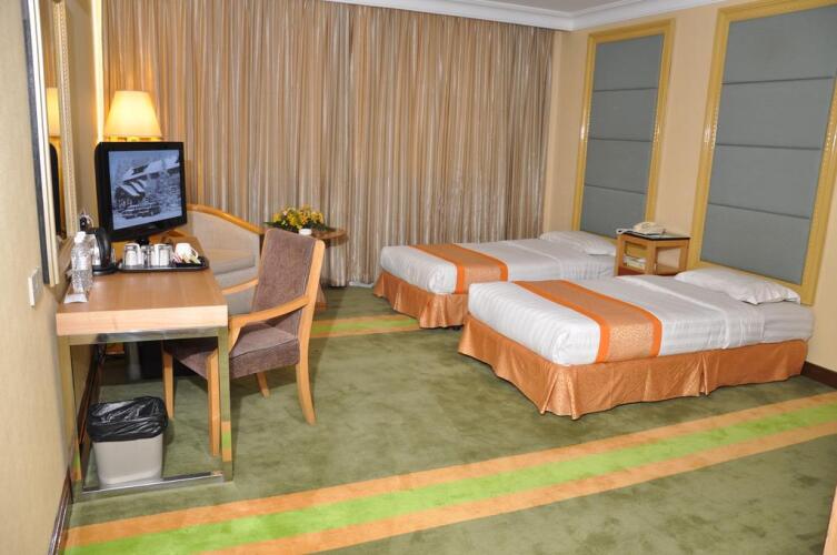 延安盛唐王朝酒店Hotel Overview
