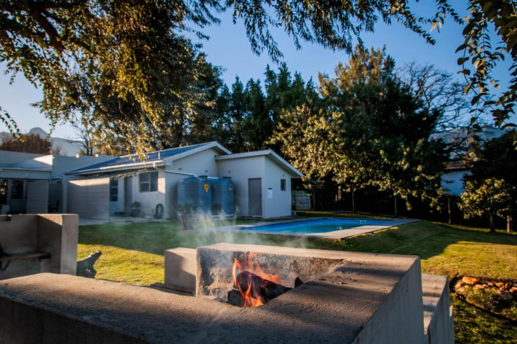 Cornfields River Bed And Breakfast