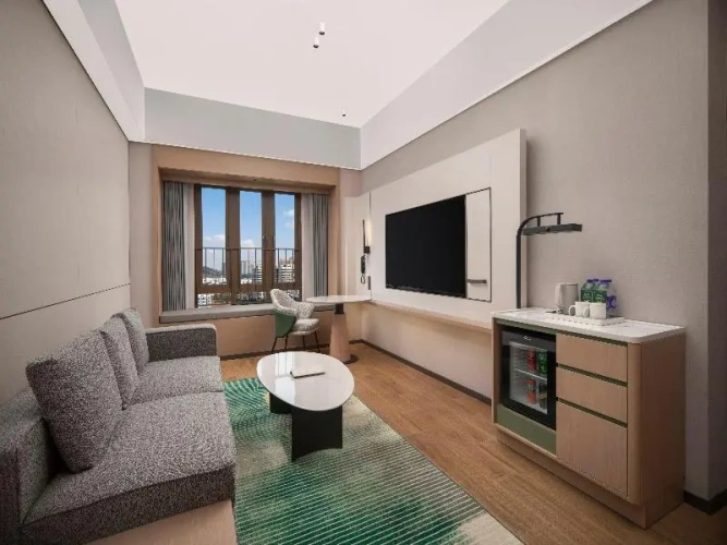1 Bedroom Quadruple Suite