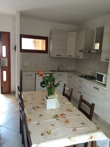 2 Bedrooms Apartment with garden view