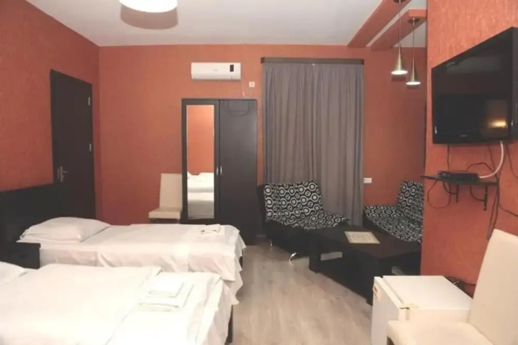 Hotel Center