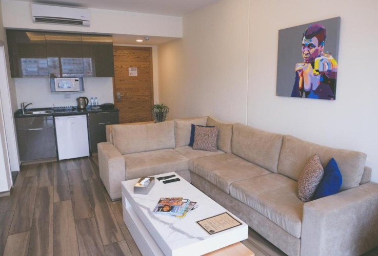 Deluxe Double room with city view