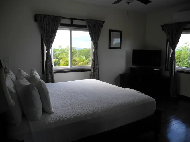 Robert's Grove Beach Resort