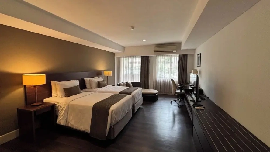 Premier Twin room with balcony