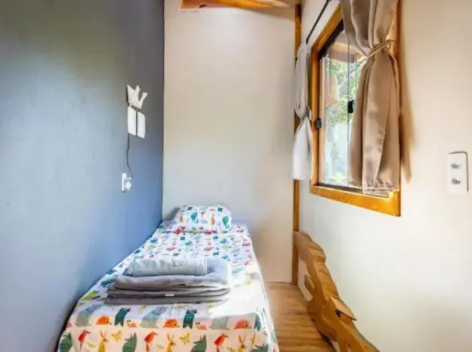 Cabana aconchegante em bombinhas.