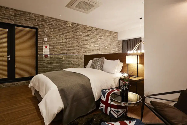 Raon Hotel