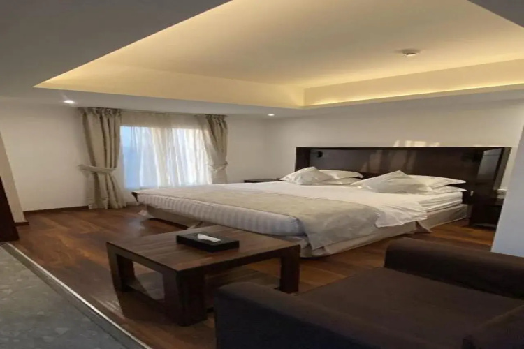 Helat hotel
