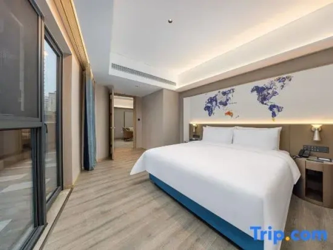 Deluxe Family Suite