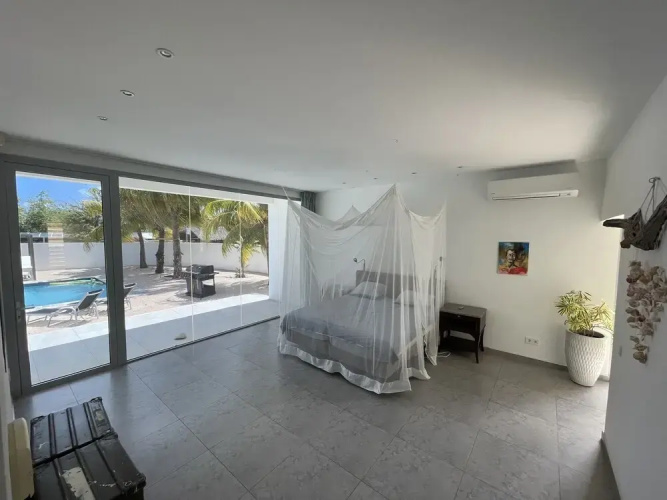 Luxury 4 bed Villa - Private Pool - Sleeps 8