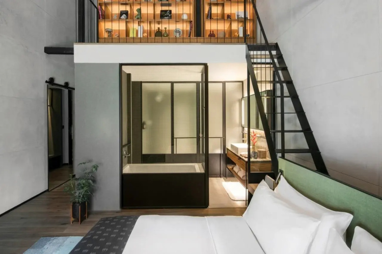 The Warehouse Hotel