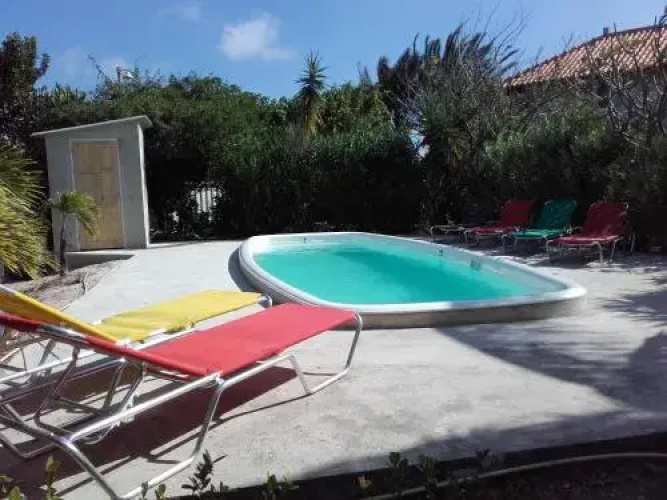 Apartment 1 And 5 In Windsock Beach Resort
