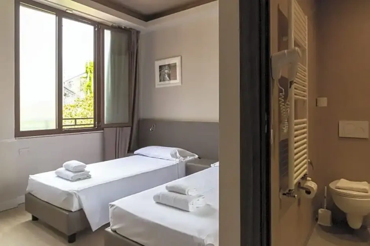 Twin room