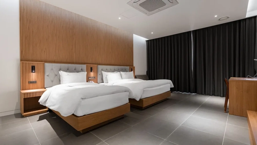 Premium Twin room
