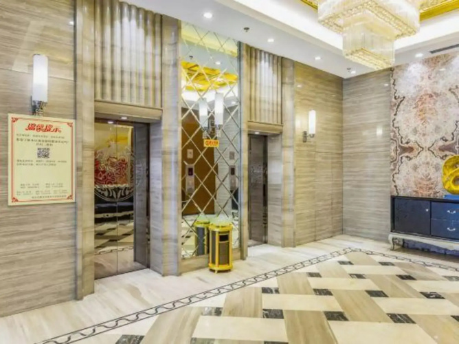 Longchang Holiday Hotel