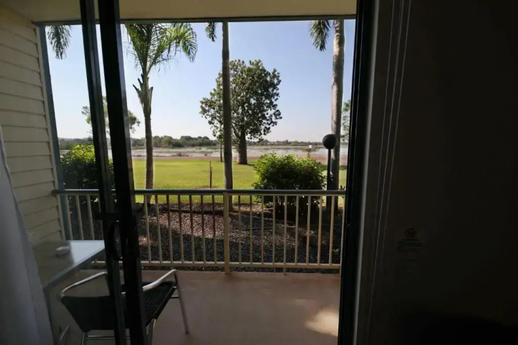 Lakeview Apartments