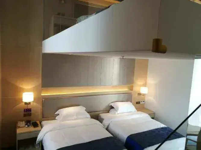 Ling Jiang Hotel