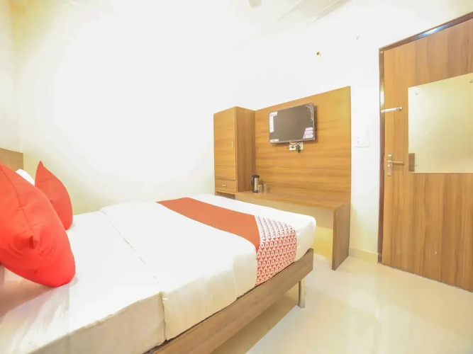 OYO 24565 Hotel Morgan