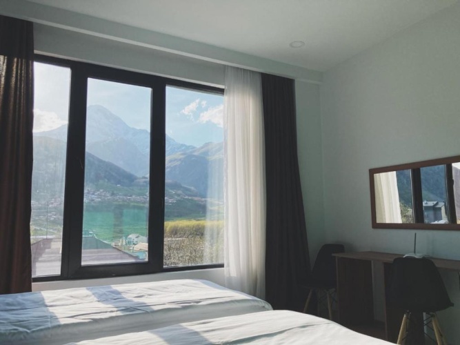 Standard Triple room with mountain view