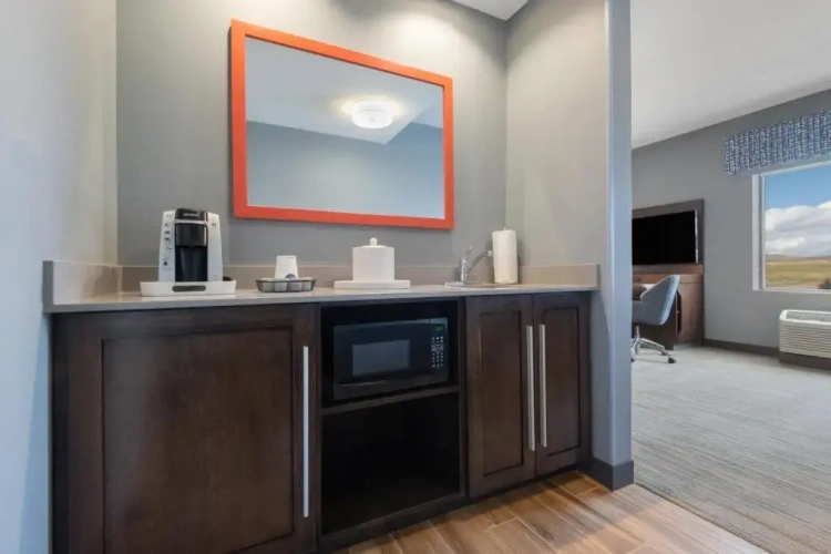 Quadruple Suite