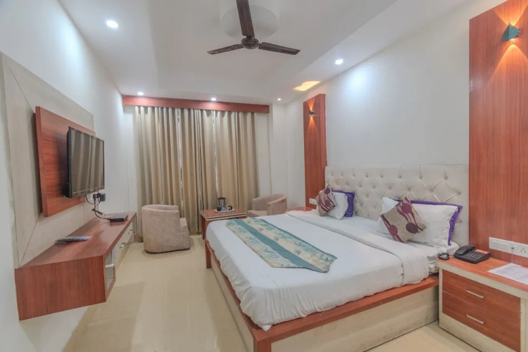 Hotel Raj Mandir
