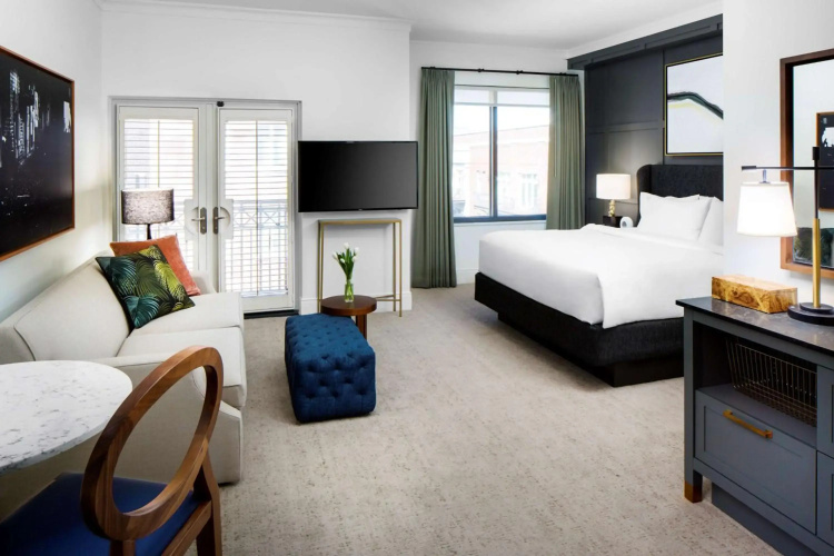 Andaz Savannah, By Hyatt