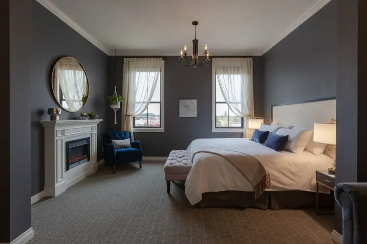 Atticus Hotel