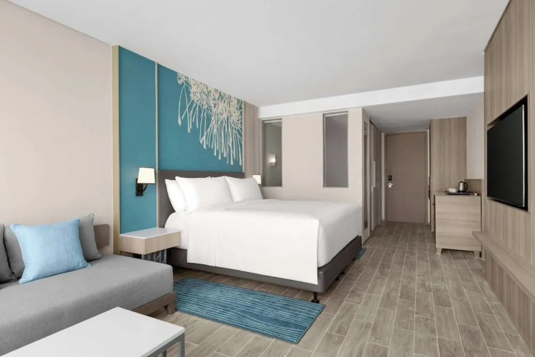 Courtyard By Marriott Phuket Chalong Bay Resort