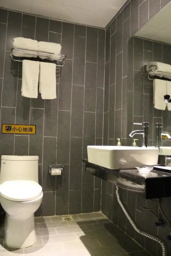 Shangqiu FX Hotel