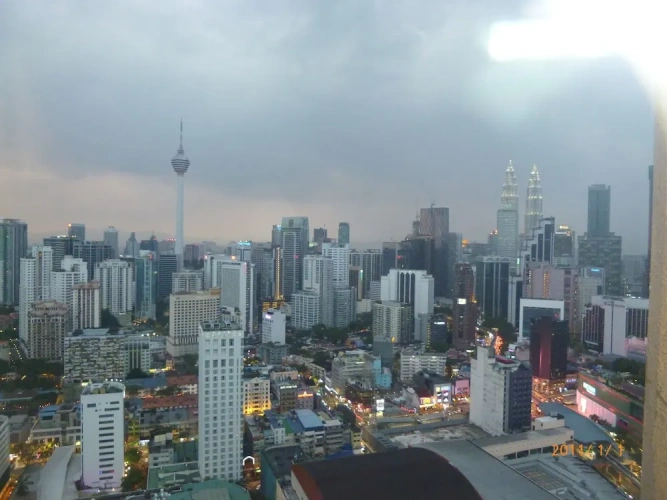 2 Bedrooms Family Suite with city view