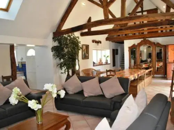 House Les Bourraches 2