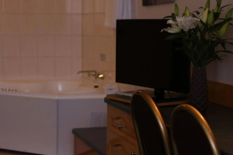 Adelaide International Motel