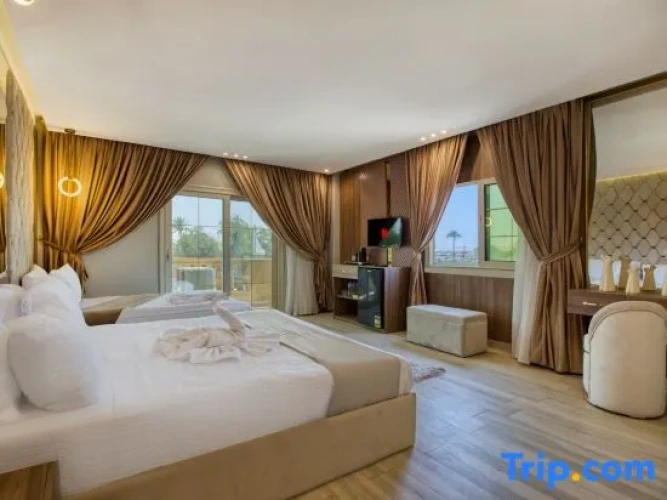 Deluxe Double Suite