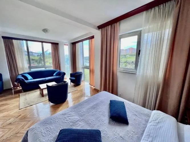 Double Suite
