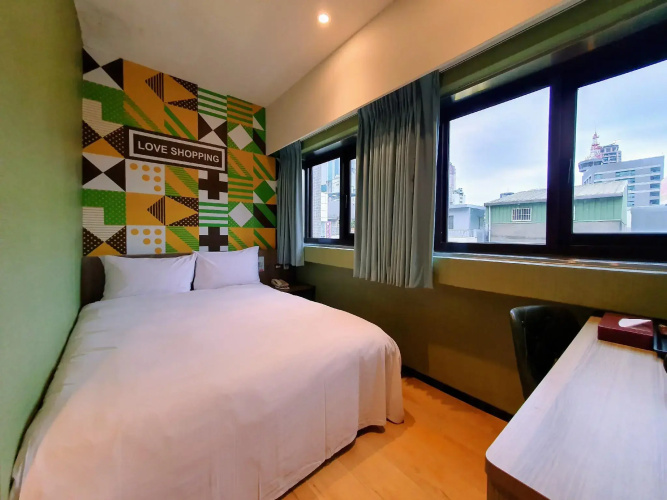 Rainbow Hotel