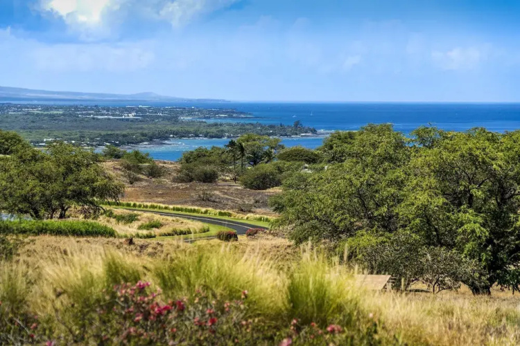 Wai'ula'ula A102 by RedAwning