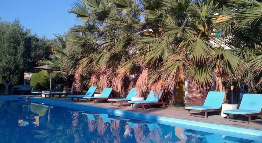 Despotiko Apt. Hotel & Suites