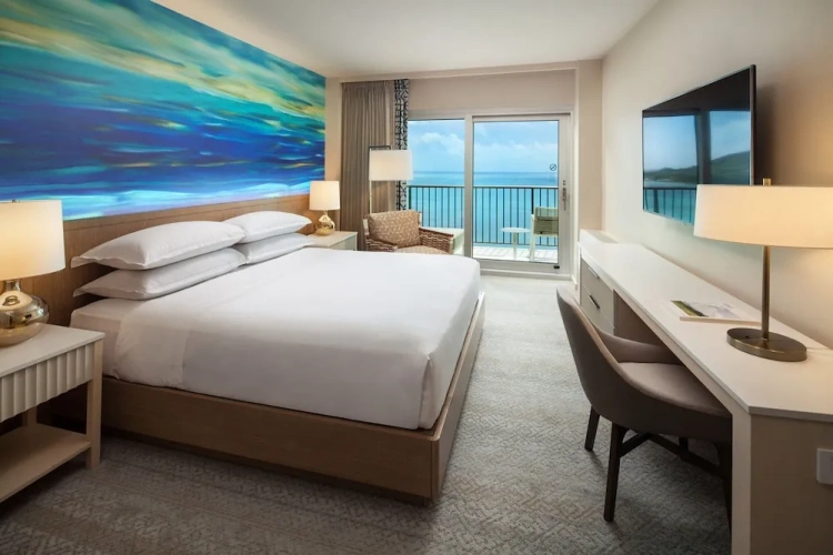 Floors 4-9 Double room oceanfront